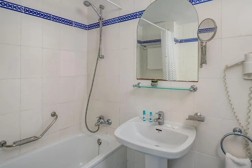 Ferienwohnung Coastal Escape/Family-Friendly 2-Br With Seaview Mijas 0*,