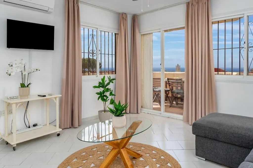 Ferienwohnung Coastal Escape/Family-Friendly 2-Br With Seaview Mijas Apartment