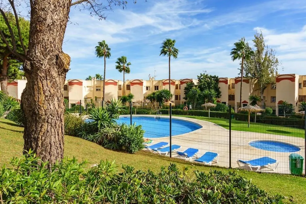 Ferienwohnung Coastal Escape/Family-Friendly 2-Br With Seaview Mijas
