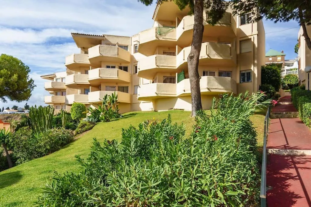 Coastal Escape/Family-Friendly 2-Br With Seaview Apartment Mijas Spain
